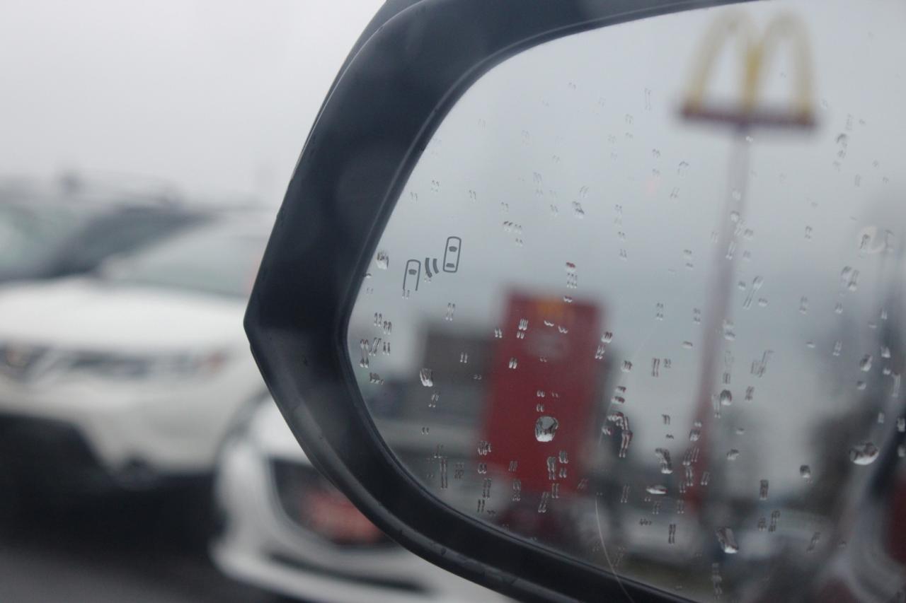 2017 Toyota Tacoma SR5 TRD Sport 4WD   No Accident   Certified   Sunr Photo