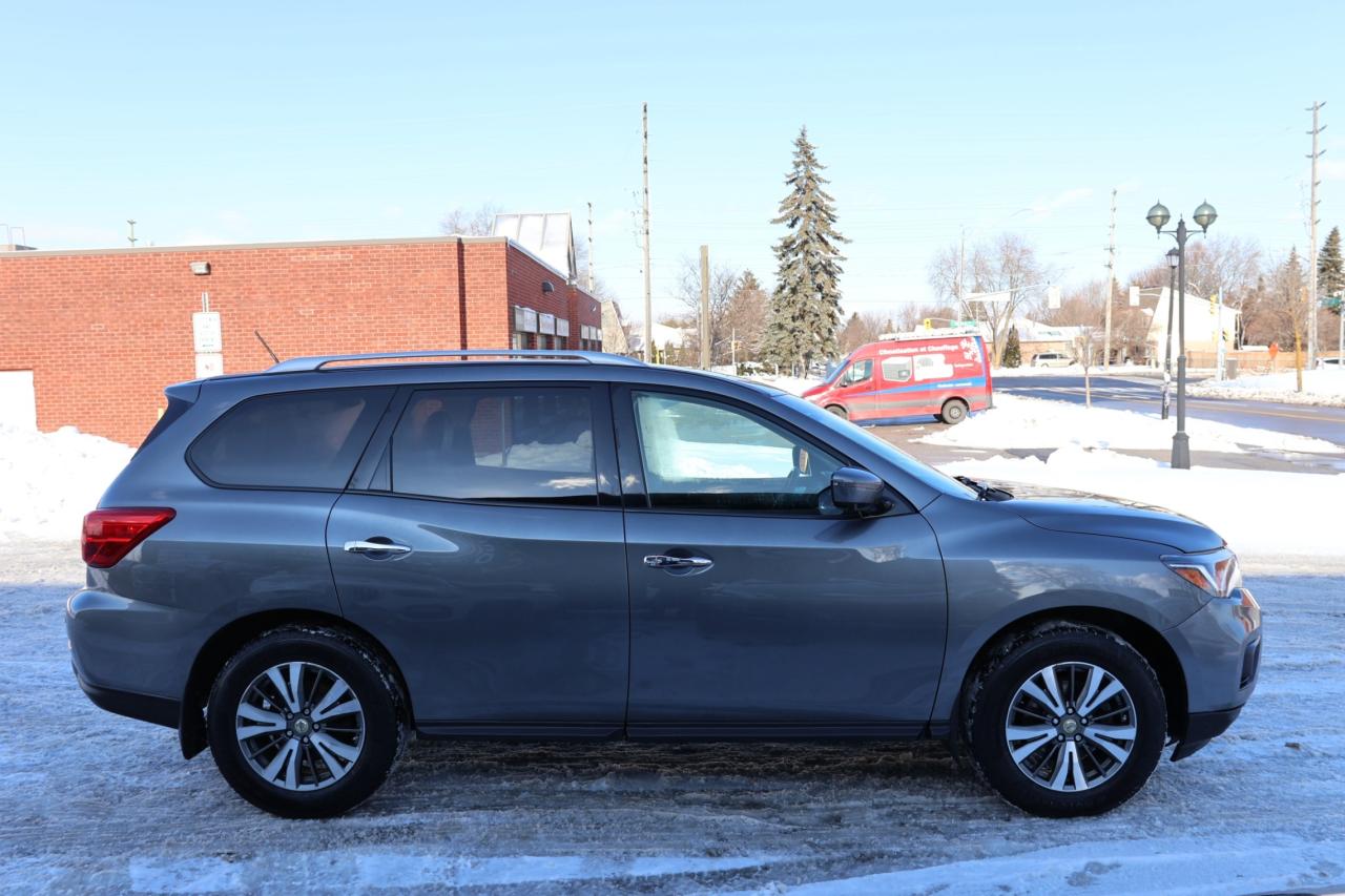 2017 Nissan Pathfinder SL-PREMIUM-4WD/7PASS/NAV/360 CAM/BLIS/LEATHER/SUNR Photo