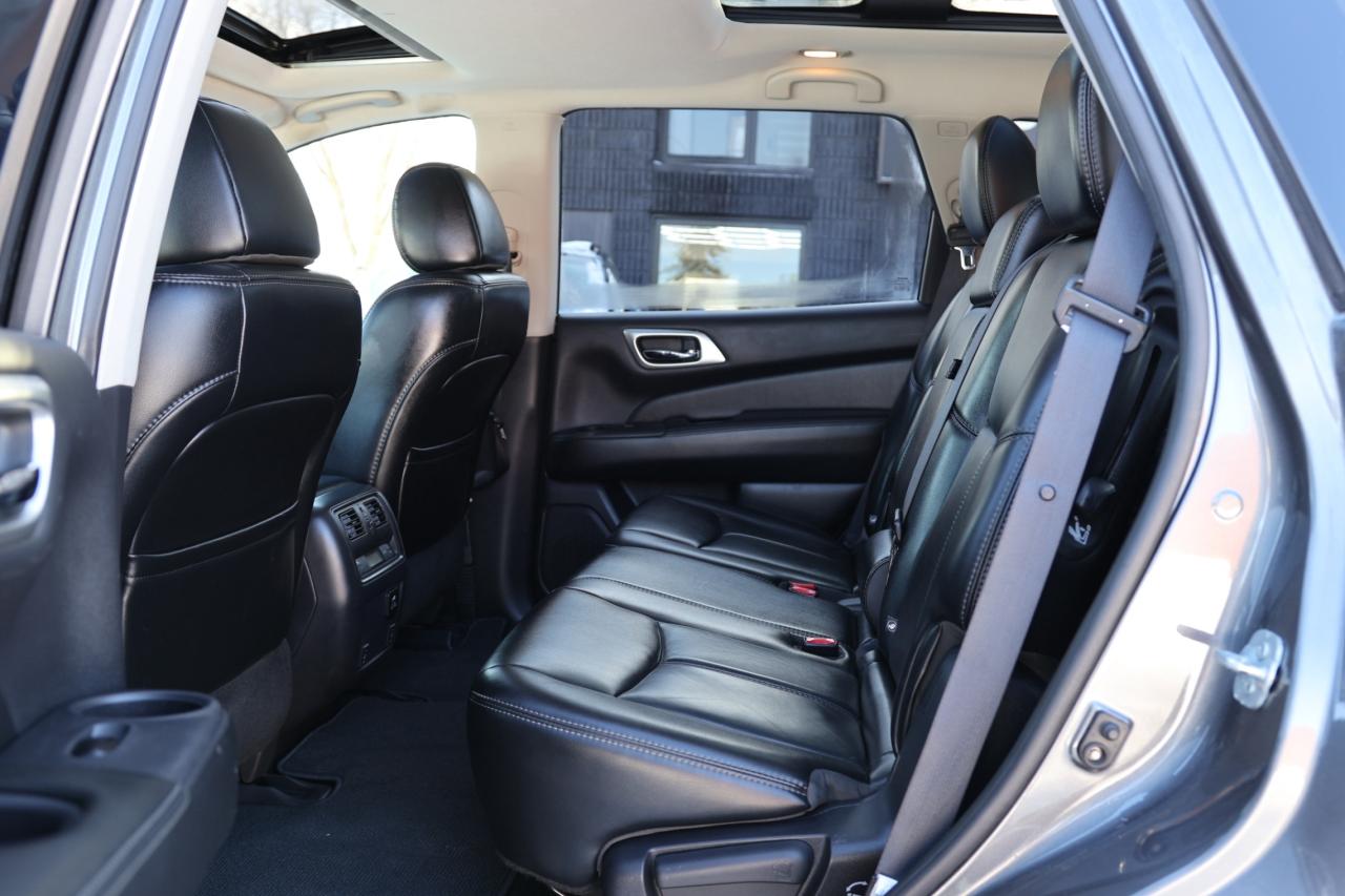 2017 Nissan Pathfinder SL-PREMIUM-4WD/7PASS/NAV/360 CAM/BLIS/LEATHER/SUNR Photo