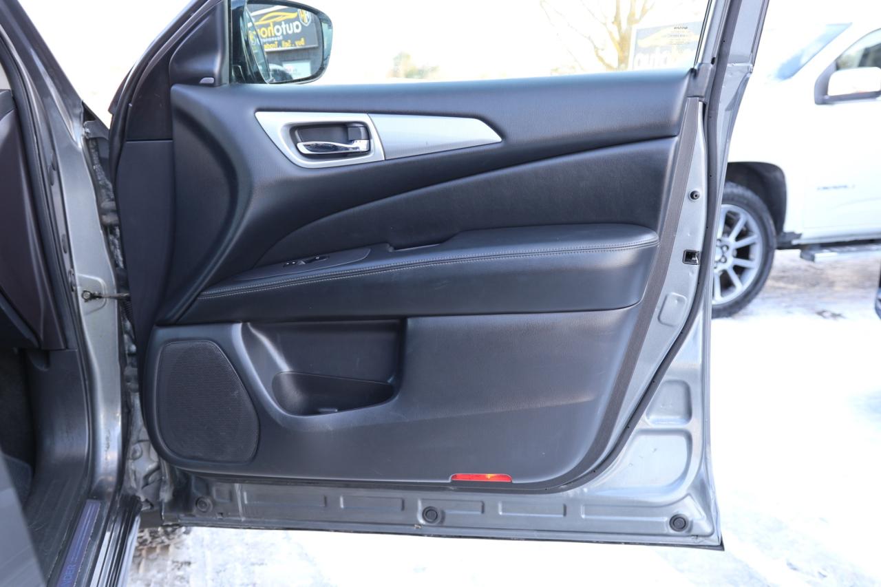 2017 Nissan Pathfinder SL-PREMIUM-4WD/7PASS/NAV/360 CAM/BLIS/LEATHER/SUNR Photo