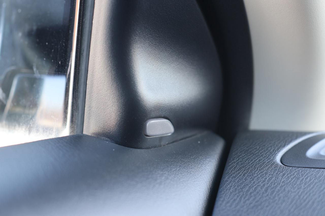 2017 Nissan Pathfinder SL-PREMIUM-4WD/7PASS/NAV/360 CAM/BLIS/LEATHER/SUNR Photo