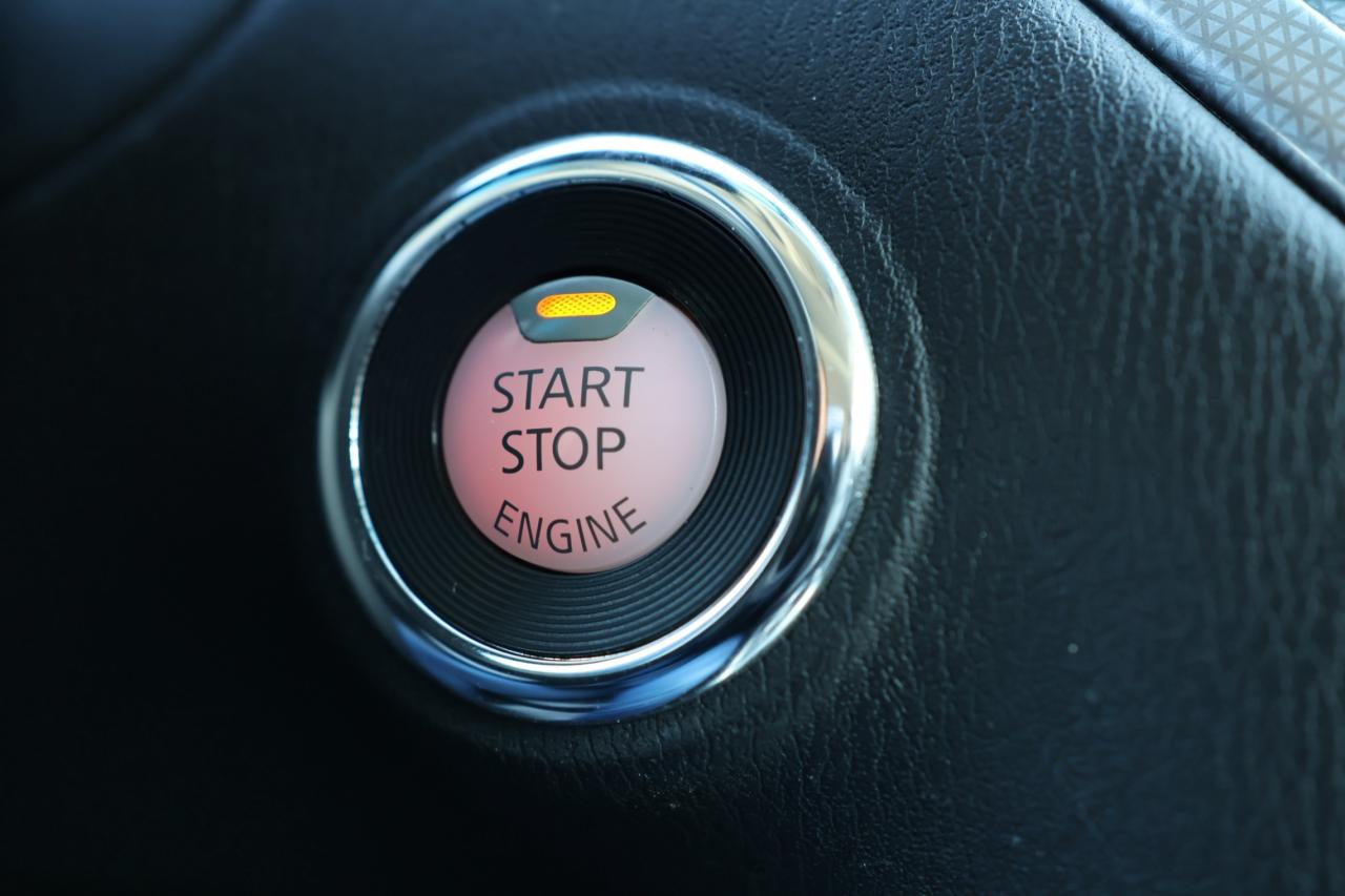 2017 Nissan Pathfinder SL-PREMIUM-4WD/7PASS/NAV/360 CAM/BLIS/LEATHER/SUNR Photo