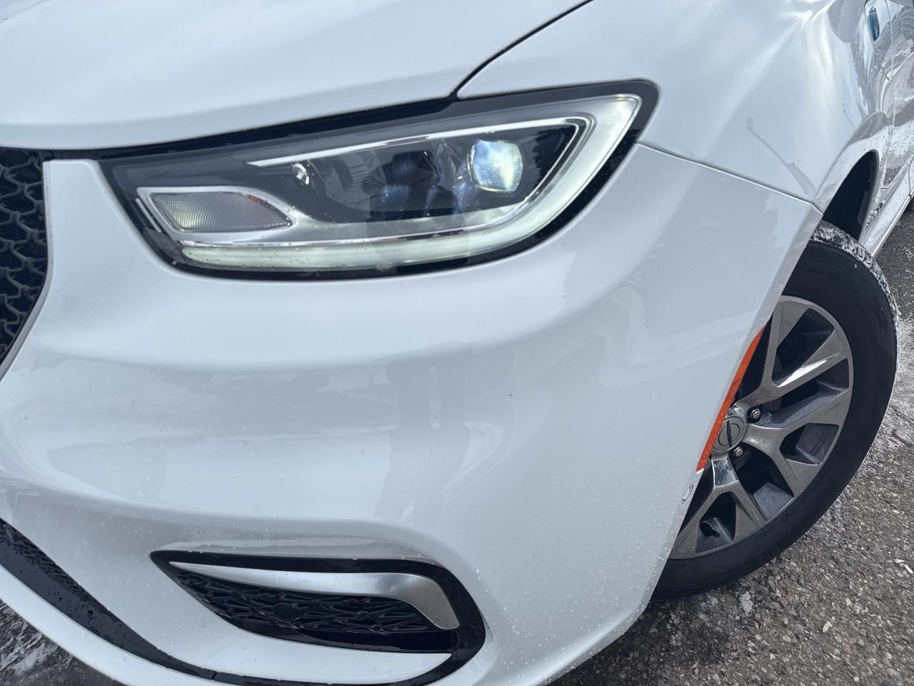 2024 Chrysler Pacifica Hybrid Navi Pwr Sunroof B-Cam Rain Sensing Photo