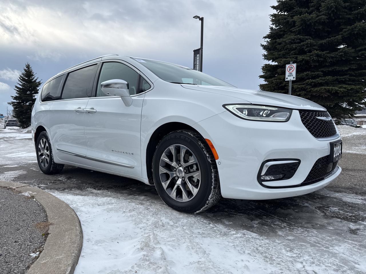 2024 Chrysler Pacifica Hybrid Navi Pwr Sunroof B-Cam Rain Sensing Photo
