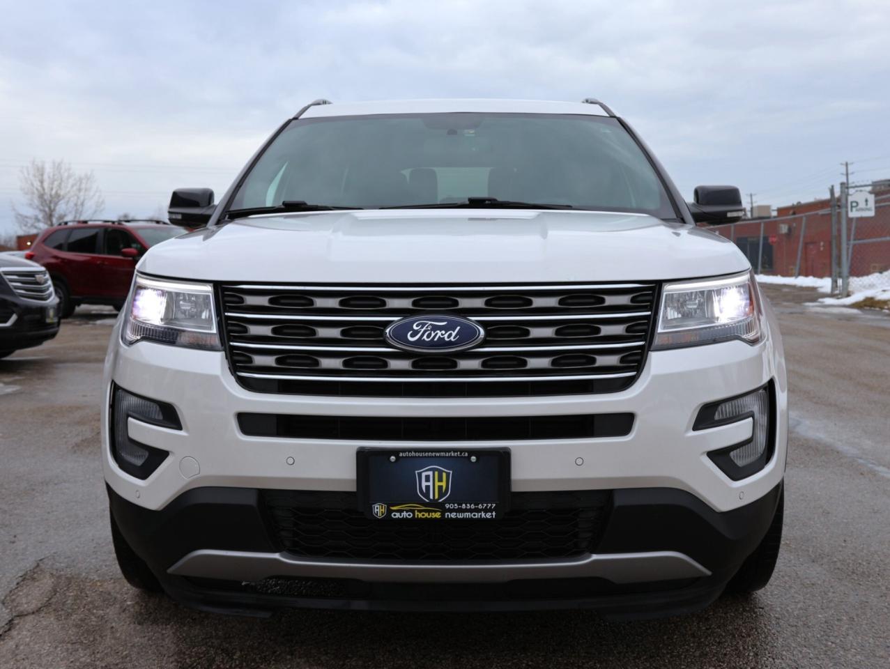 2017 Ford Explorer XLT-4WD-7 PASS/R STARTER/NAV/LEATHER/B CAM/CARPLAY Photo