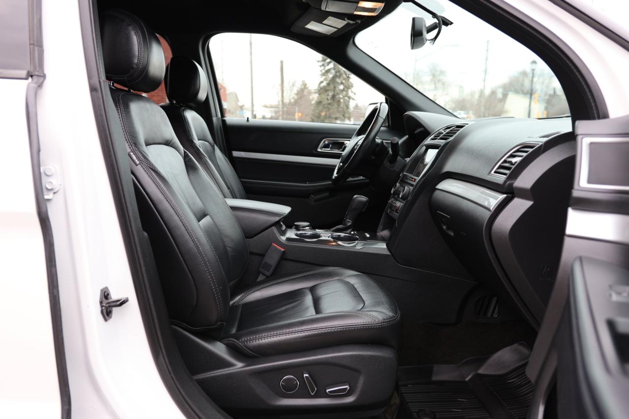 2017 Ford Explorer XLT-4WD-7 PASS/R STARTER/NAV/LEATHER/B CAM/CARPLAY Photo
