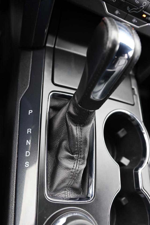 2017 Ford Explorer XLT-4WD-7 PASS/R STARTER/NAV/LEATHER/B CAM/CARPLAY Photo