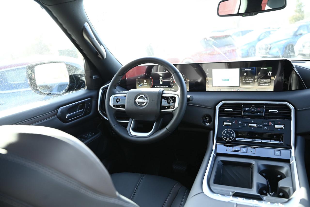 2025 Nissan Armada PRO-4X Photo