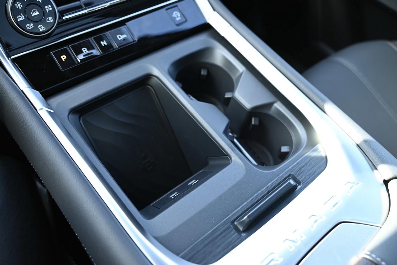 2025 Nissan Armada PRO-4X Photo