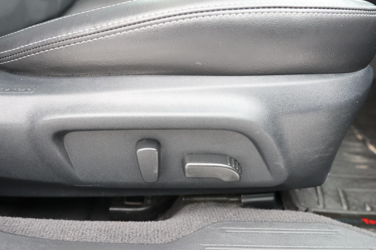 2016 Subaru Legacy LIMITED-3.6R-AWD/NAV/LEATHER/SUNROOF/BLIS/F&R HEAT Photo