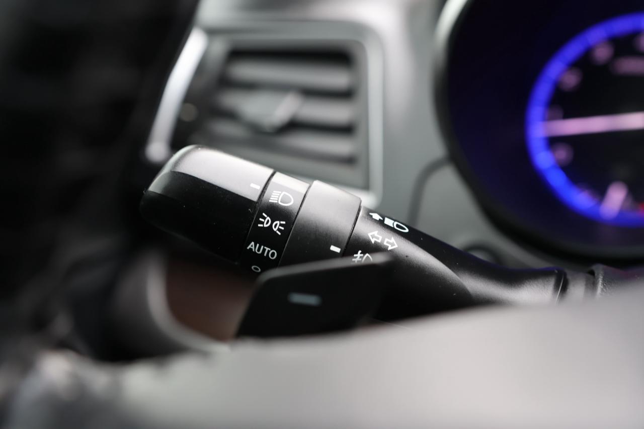 2016 Subaru Legacy LIMITED-3.6R-AWD/NAV/LEATHER/SUNROOF/BLIS/F&R HEAT Photo