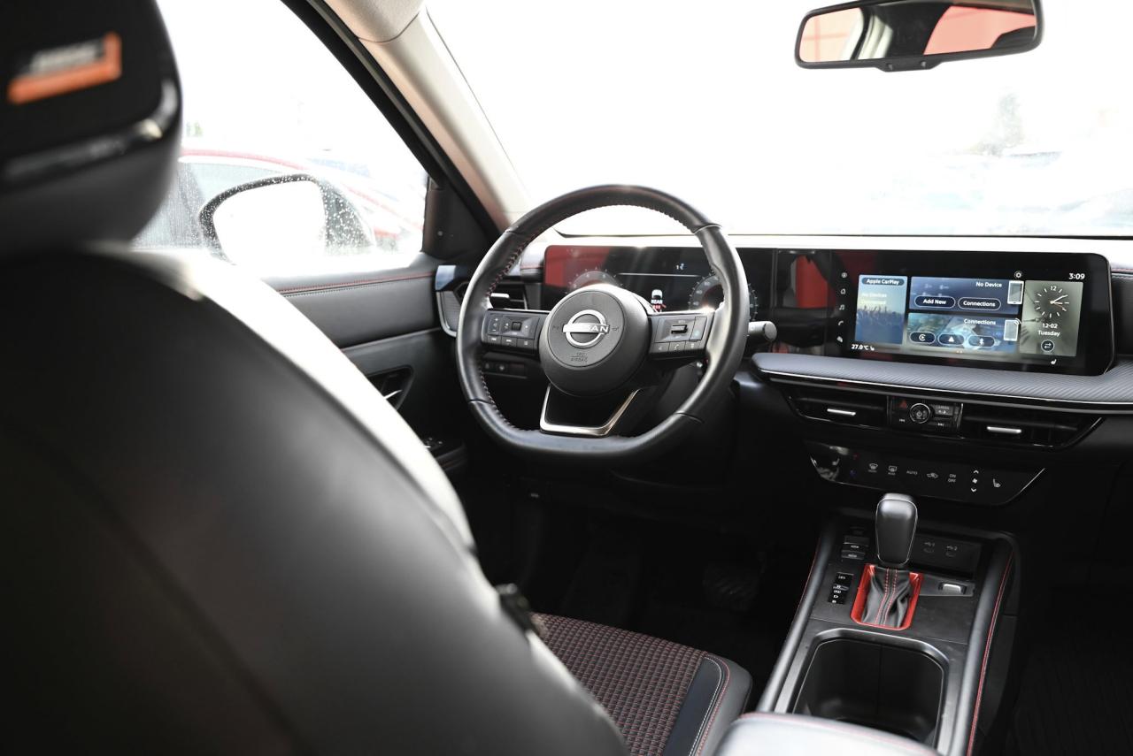 2025 Nissan Kicks SR/ Fully loaded/ AWD/ Nissan Company Kicks/ ONLY Photo