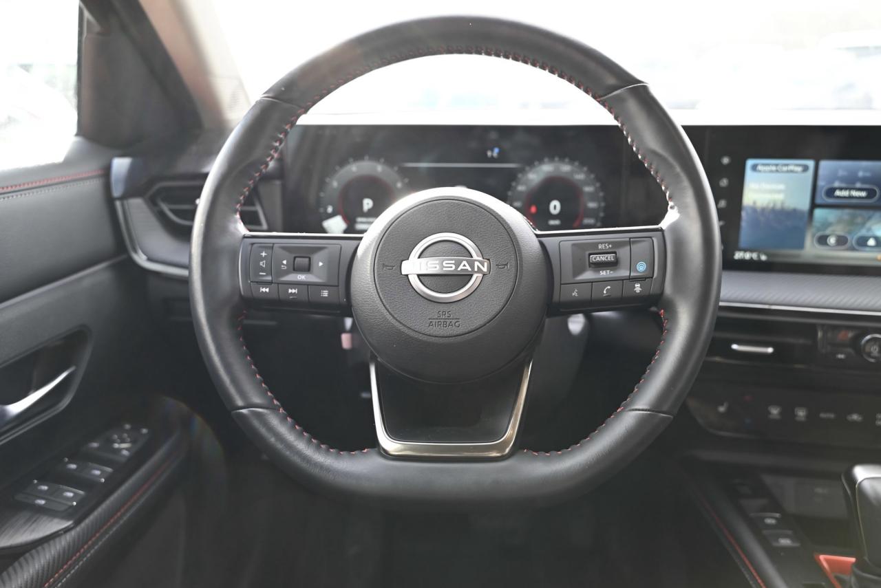 2025 Nissan Kicks SR/ Fully loaded/ AWD/ Nissan Company Kicks/ ONLY Photo