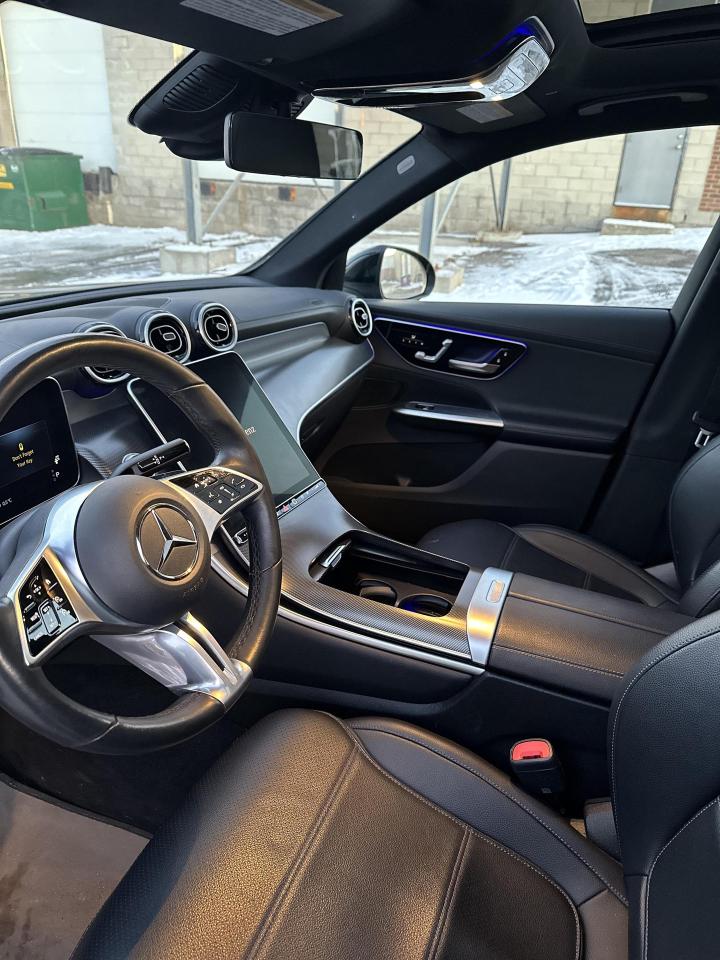 2024 Mercedes-Benz GLC GLC 300 4MATIC SUV,  PANO ROOF, NAVI, ALLOYS Photo