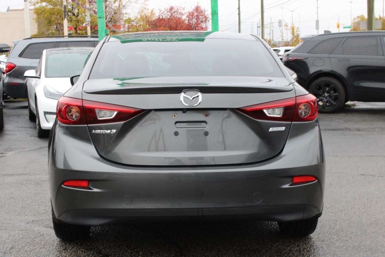 2018 Mazda MAZDA3 GT MANUAL SEDAN Photo