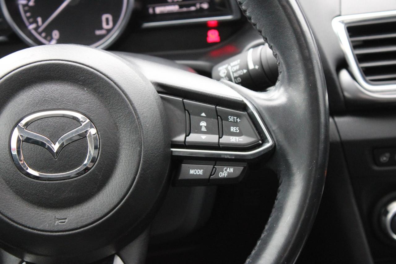 2018 Mazda MAZDA3 GT MANUAL SEDAN Photo