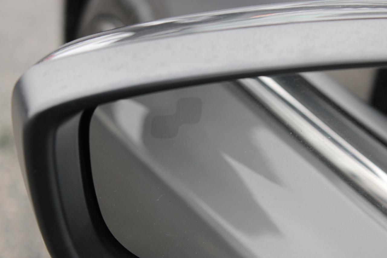 2018 Mazda MAZDA3 GT MANUAL SEDAN Photo