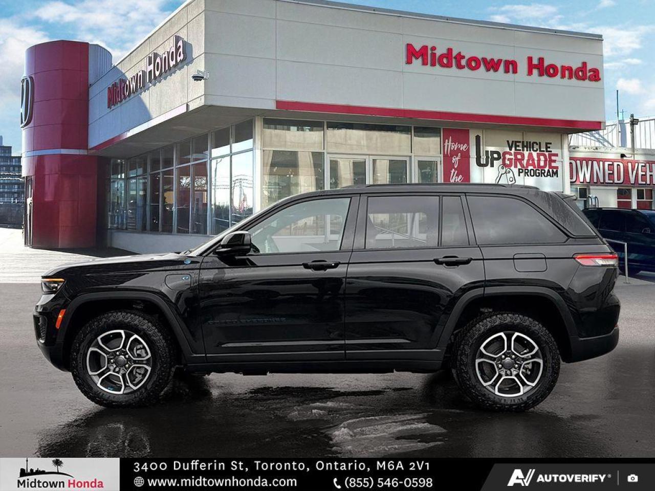 2022 Jeep Grand Cherokee 4xe *PHEV / SAVE ON GAS / LOADED* Photo