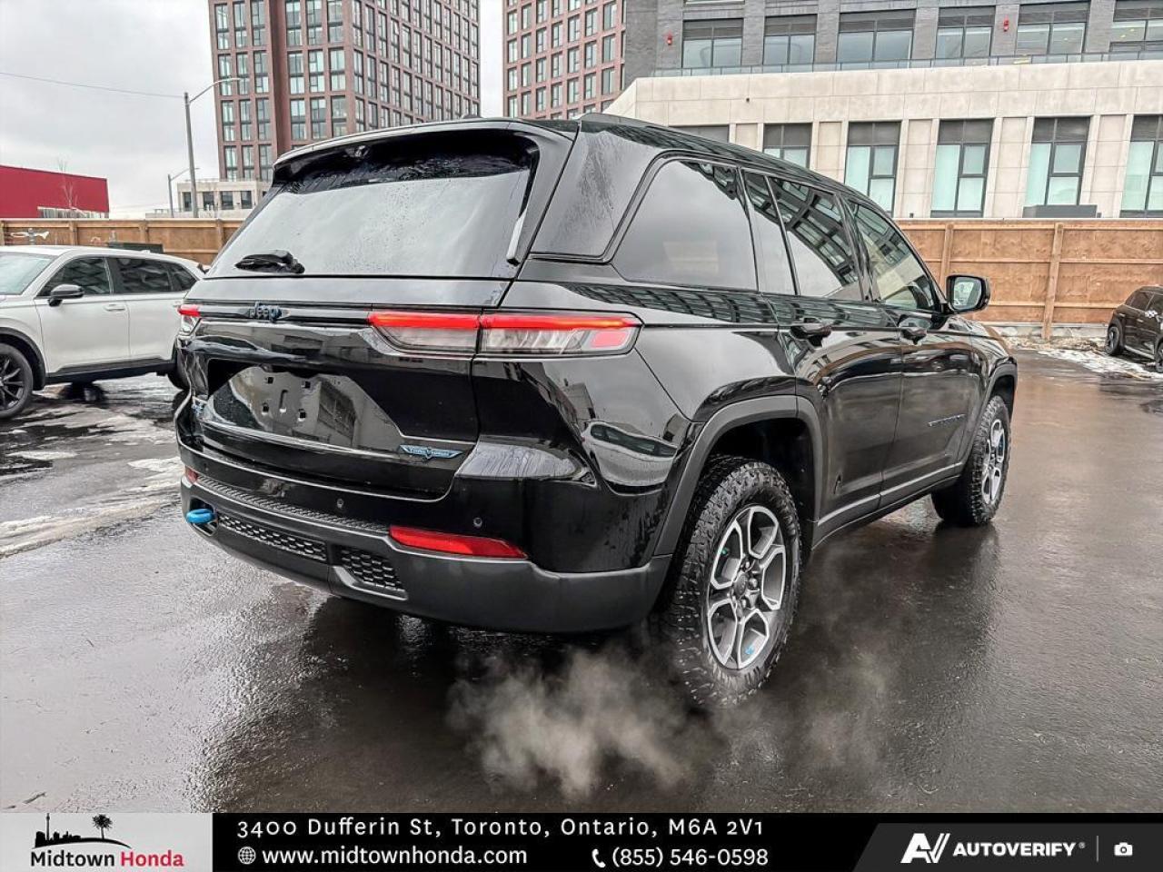 2022 Jeep Grand Cherokee 4xe *PHEV / SAVE ON GAS / LOADED* Photo