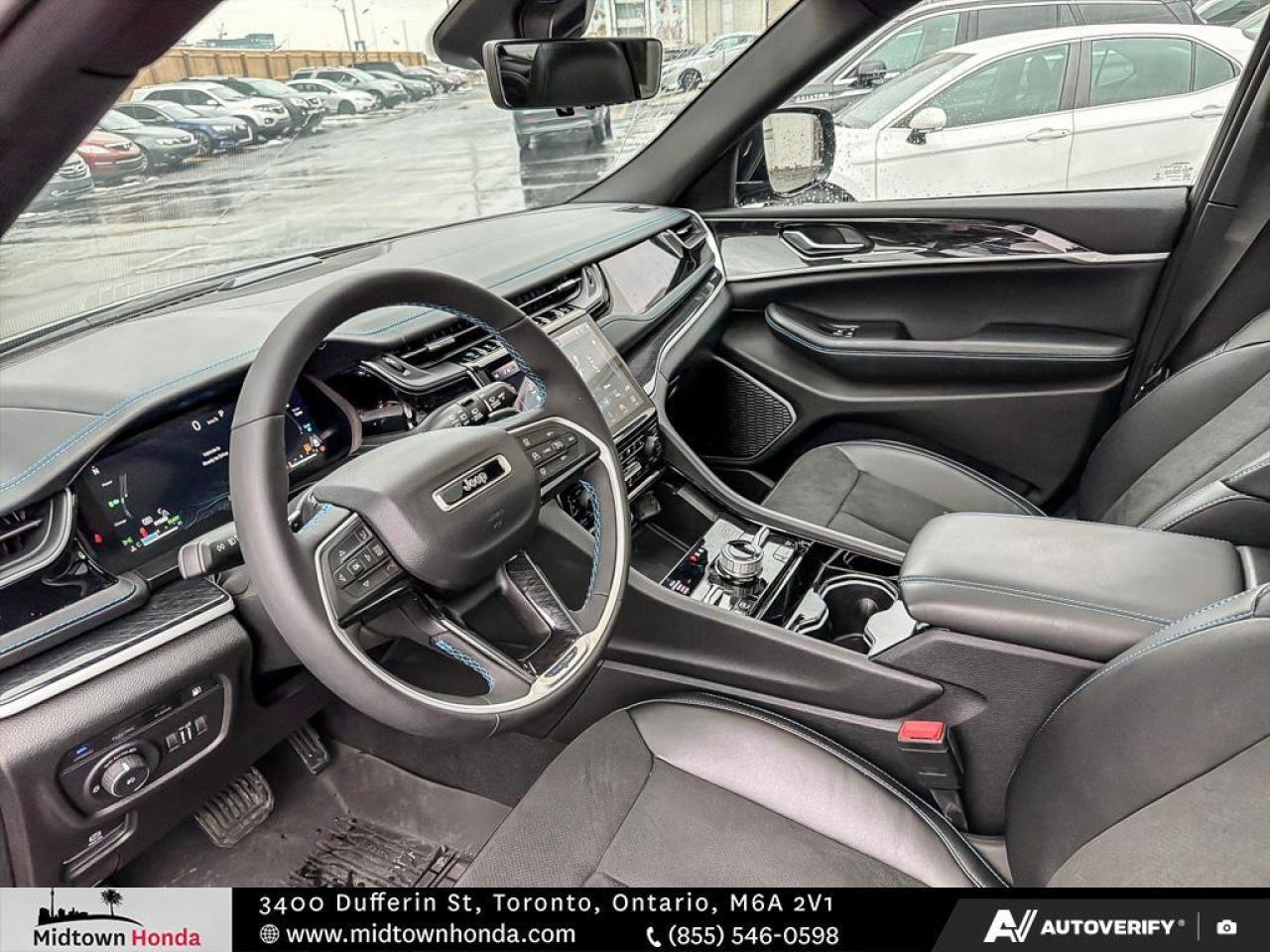 2022 Jeep Grand Cherokee 4xe *PHEV / SAVE ON GAS / LOADED* Photo