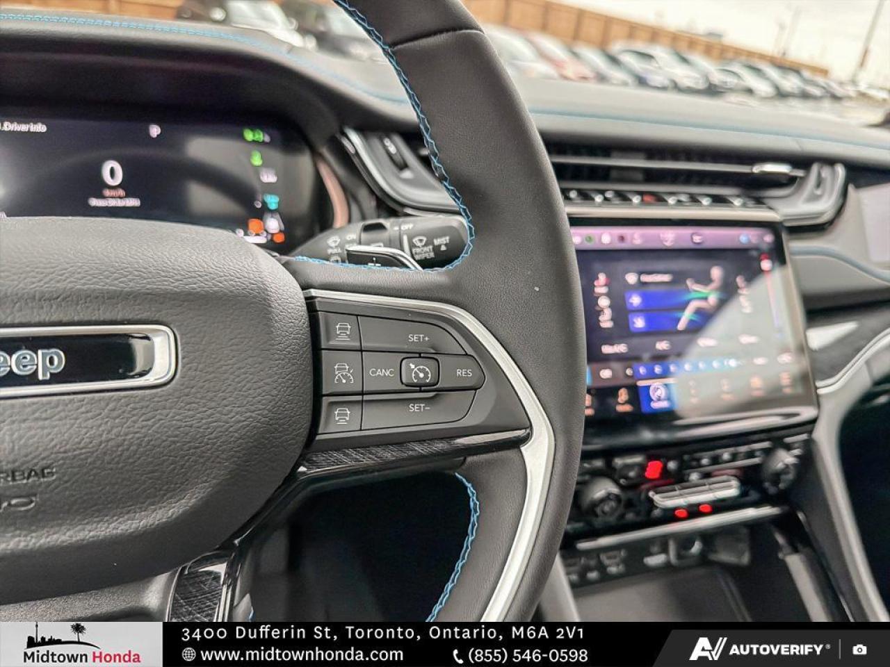 2022 Jeep Grand Cherokee 4xe *PHEV / SAVE ON GAS / LOADED* Photo