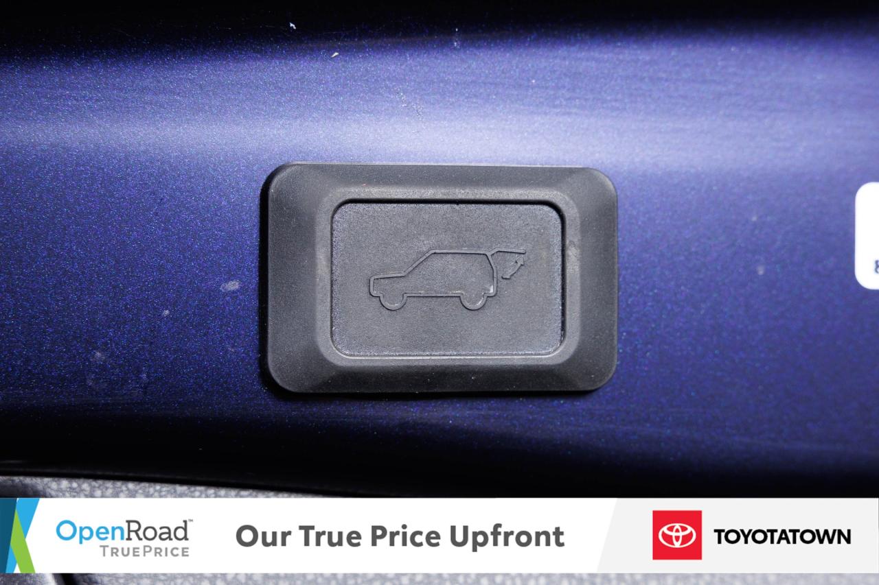 2023 Toyota RAV4 Hybrid XLE! CERTIFIED PRE OWNED! ACCIDENT FREE! ELIGIBLE Photo