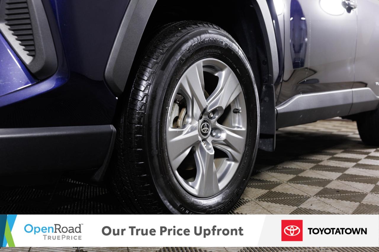 2023 Toyota RAV4 Hybrid XLE! CERTIFIED PRE OWNED! ACCIDENT FREE! ELIGIBLE Photo