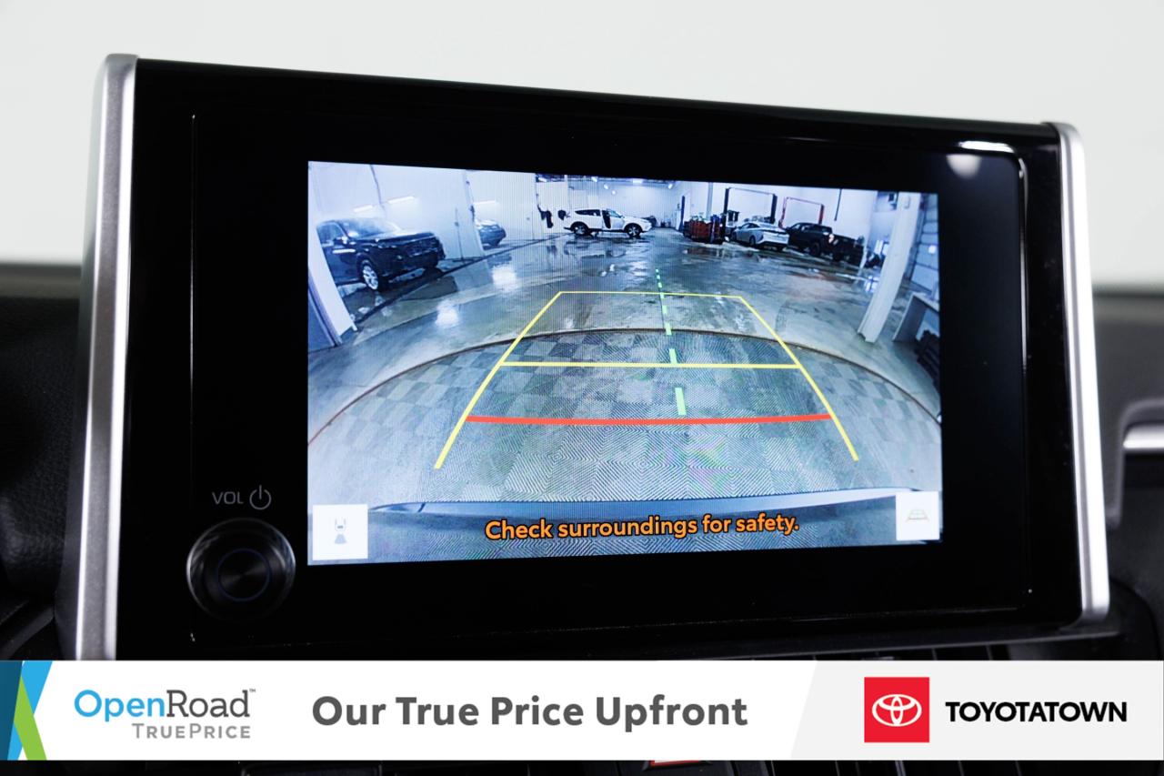 2023 Toyota RAV4 Hybrid XLE! CERTIFIED PRE OWNED! ACCIDENT FREE! ELIGIBLE Photo