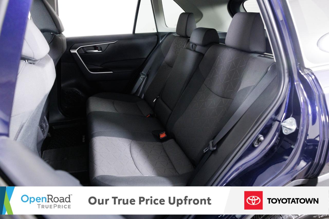 2023 Toyota RAV4 Hybrid XLE! CERTIFIED PRE OWNED! ACCIDENT FREE! ELIGIBLE Photo