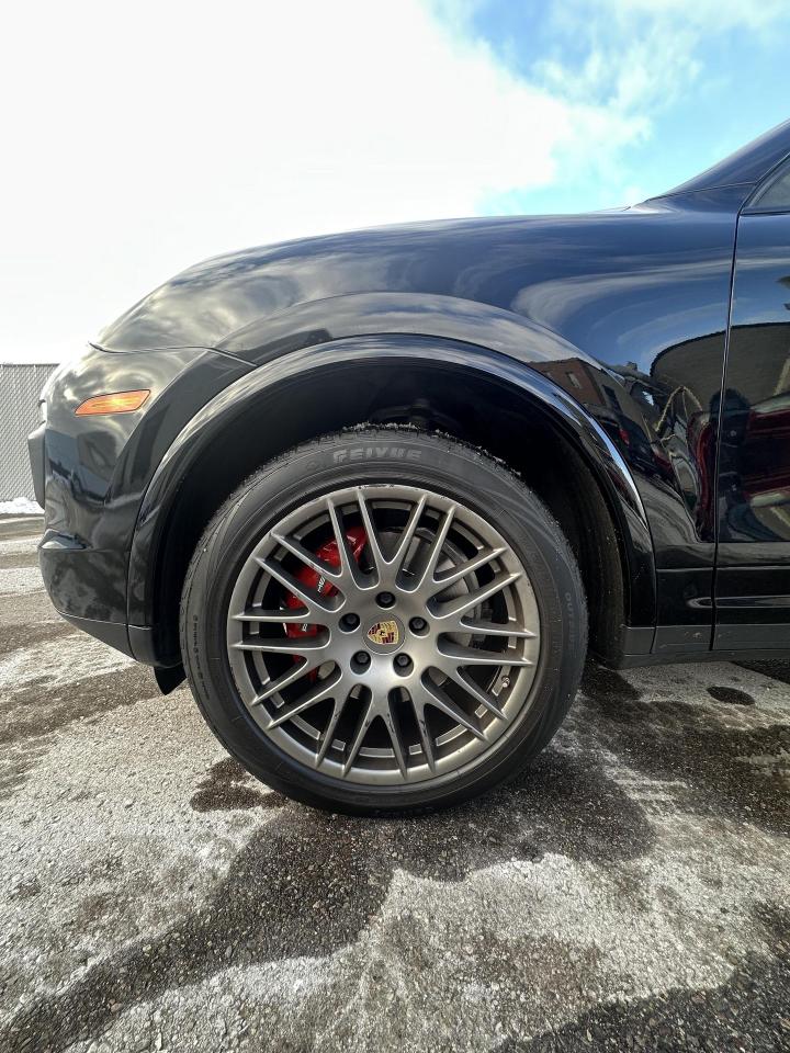 2017 Porsche Cayenne  Photo