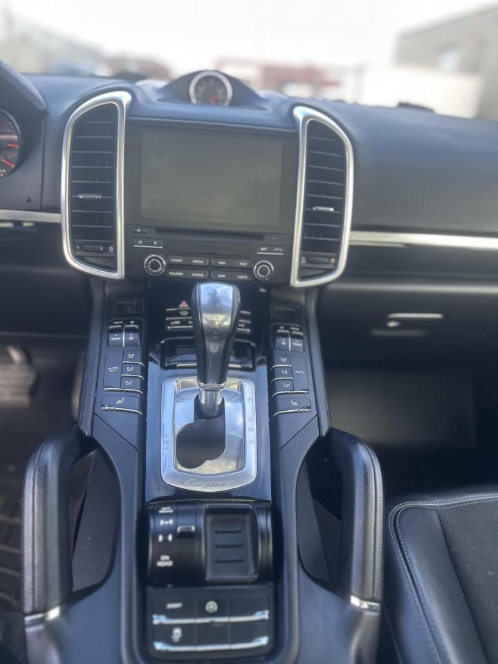 2017 Porsche Cayenne  Photo