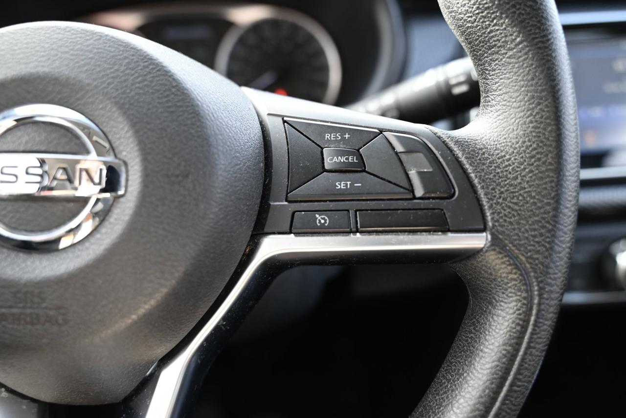 2019 Nissan Kicks S Photo