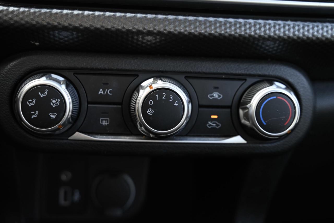 2019 Nissan Kicks S Photo