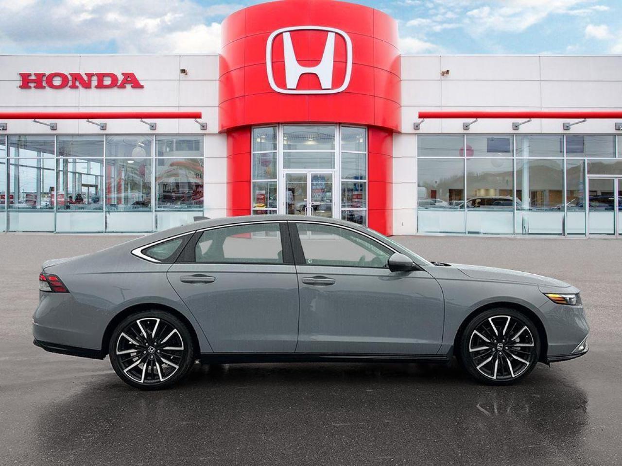 2025 Honda Accord Hybrid TOURING Photo