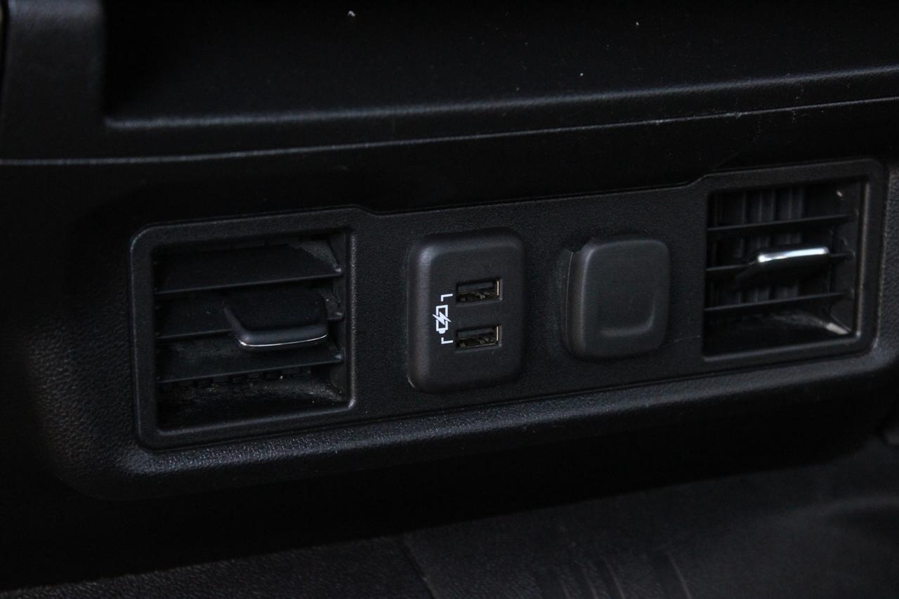 2021 GMC Sierra 1500 SLT Crew Cab 4WD   No Accident Photo