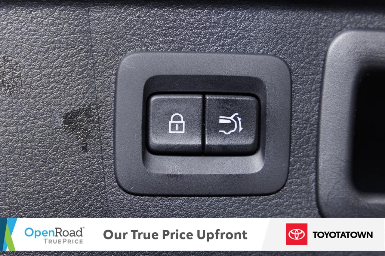 2023 Mazda CX-50 GT! ACCIDENT FREE! ELIGIBLE FOR OPEN ROAD LEASING! Photo