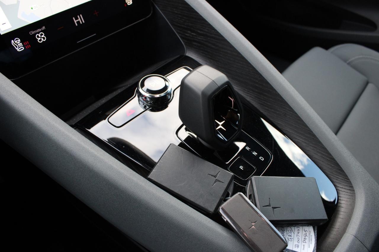 2021 Polestar 2 LAUNCH EDITION Photo