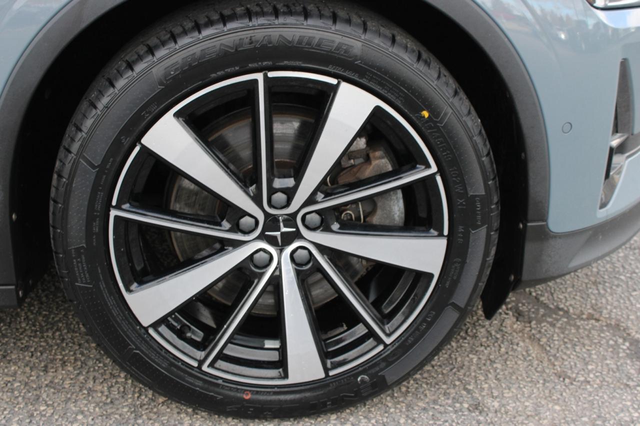 2021 Polestar 2 LAUNCH EDITION Photo