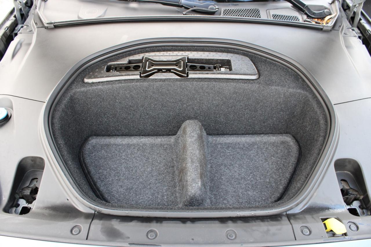 2021 Polestar 2 LAUNCH EDITION Photo