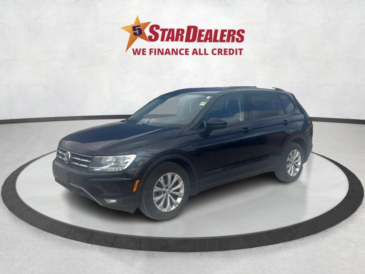 2018 Volkswagen Tiguan 4WD HEATED SEATS REAR CAM WE FINANCE ALL CREDIT! Photo