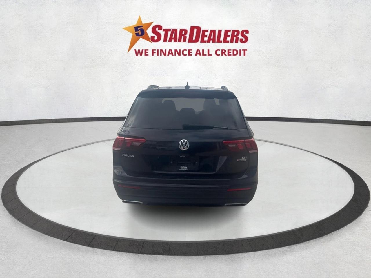 2018 Volkswagen Tiguan 4WD HEATED SEATS REAR CAM WE FINANCE ALL CREDIT! Photo