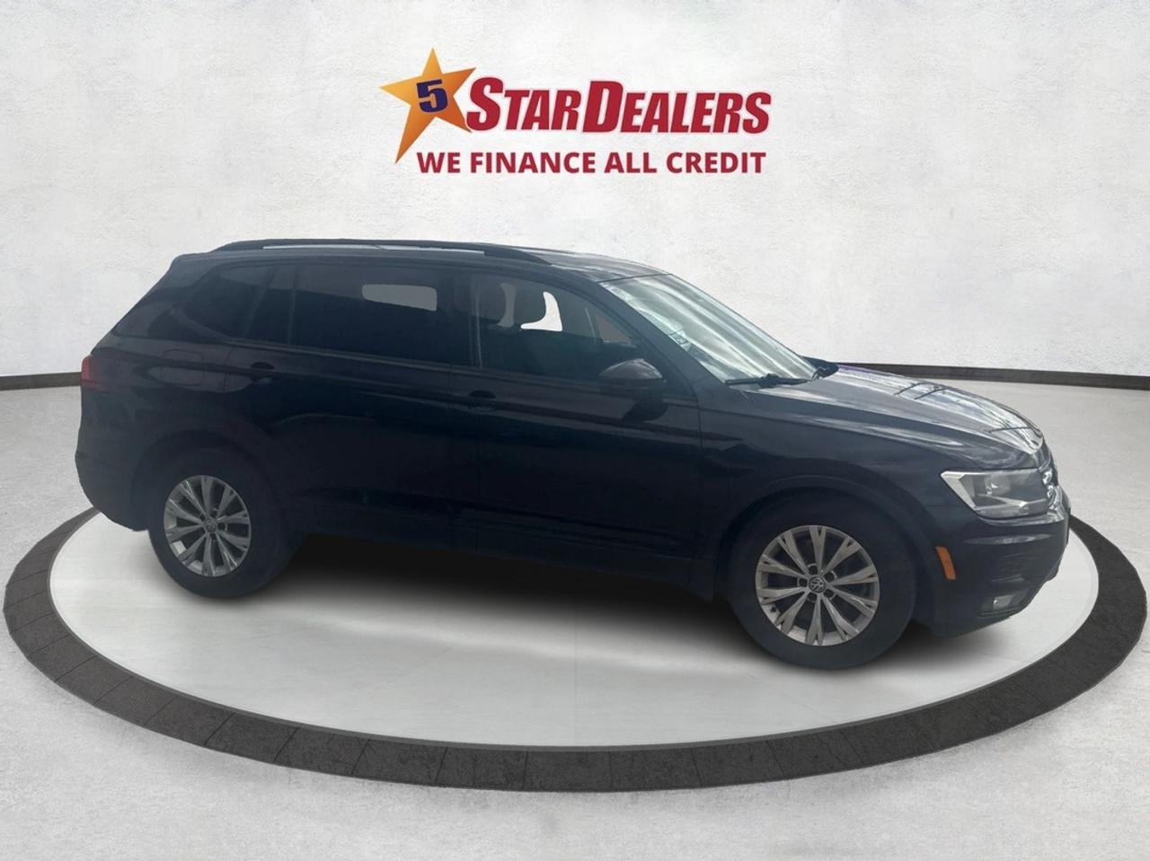 2018 Volkswagen Tiguan 4WD HEATED SEATS REAR CAM WE FINANCE ALL CREDIT! Photo