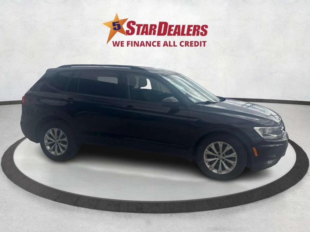 2018 Volkswagen Tiguan 4WD CERTIFIED HEATED SEATS WE FINANCE ALL CREDIT! Photo
