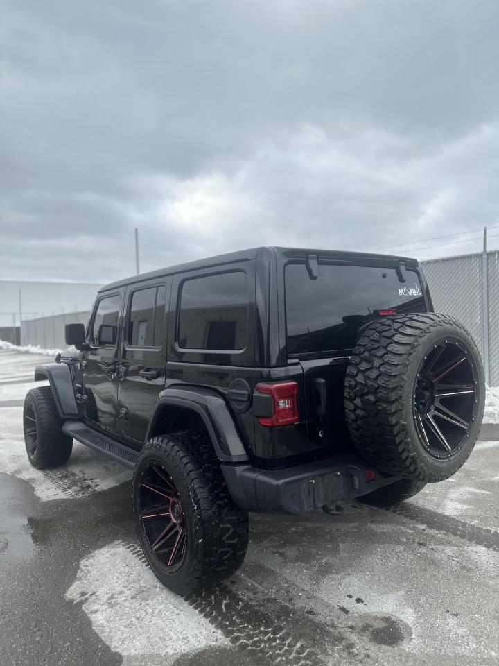 2019 Jeep WRANGLER UNLIMITED SAHARA 4x4, BACK UP CAMERA, LEATHER, ALLOYS Photo4