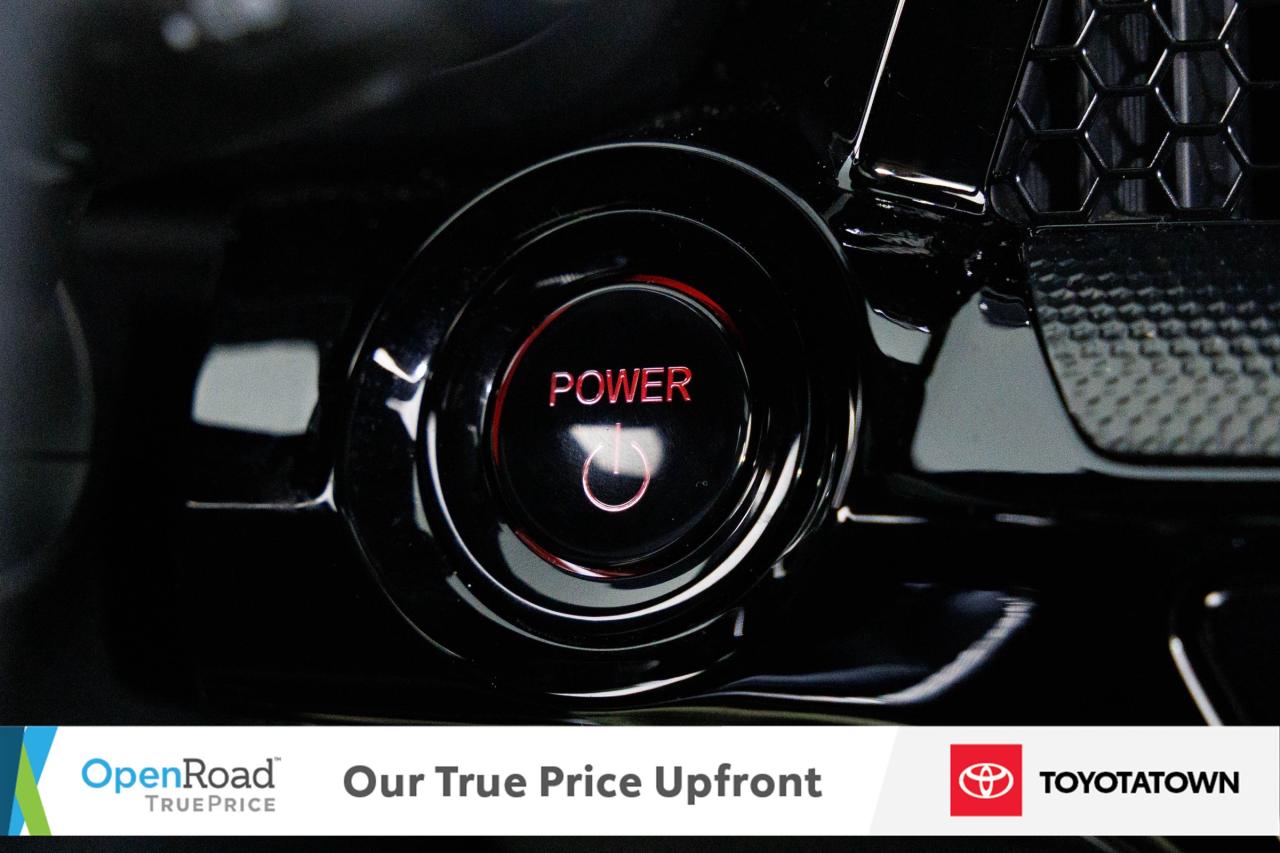 2023 Honda CR-V Hybrid TOURING! ACCIDENT FREE! ELIGIBLE FOR OPEN ROAD LEA Photo