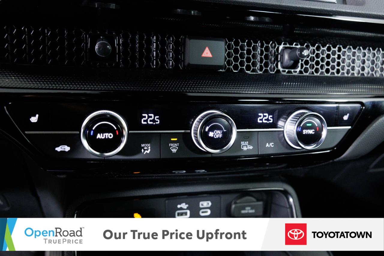 2023 Honda CR-V Hybrid TOURING! ACCIDENT FREE! ELIGIBLE FOR OPEN ROAD LEA Photo