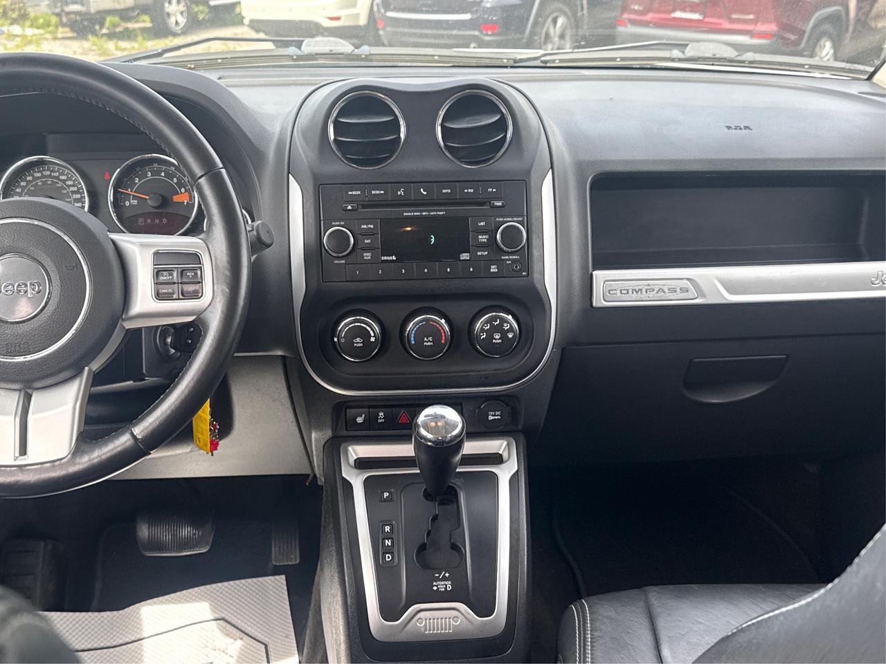 2017 Jeep Compass LEATHER SUNROOF LOADED WE FINANCE ALL CREDIT Photo