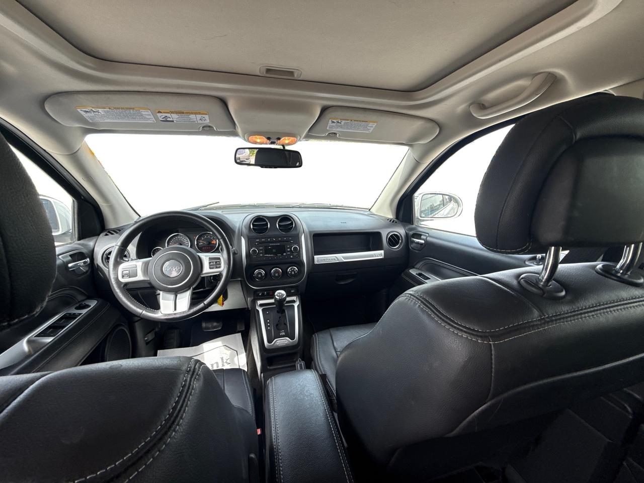2017 Jeep Compass LEATHER SUNROOF LOADED WE FINANCE ALL CREDIT Photo