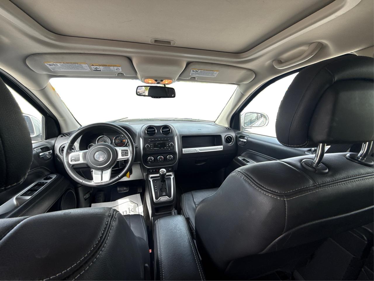 2017 Jeep Compass LEATHER SUNROOF LOADED WE FINANCE ALL CREDIT Photo