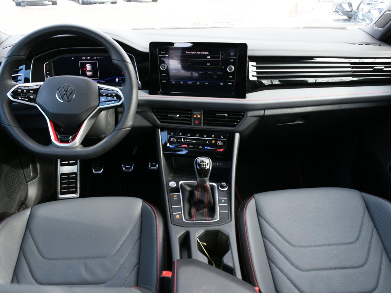 2025 Volkswagen Jetta GLI  Photo